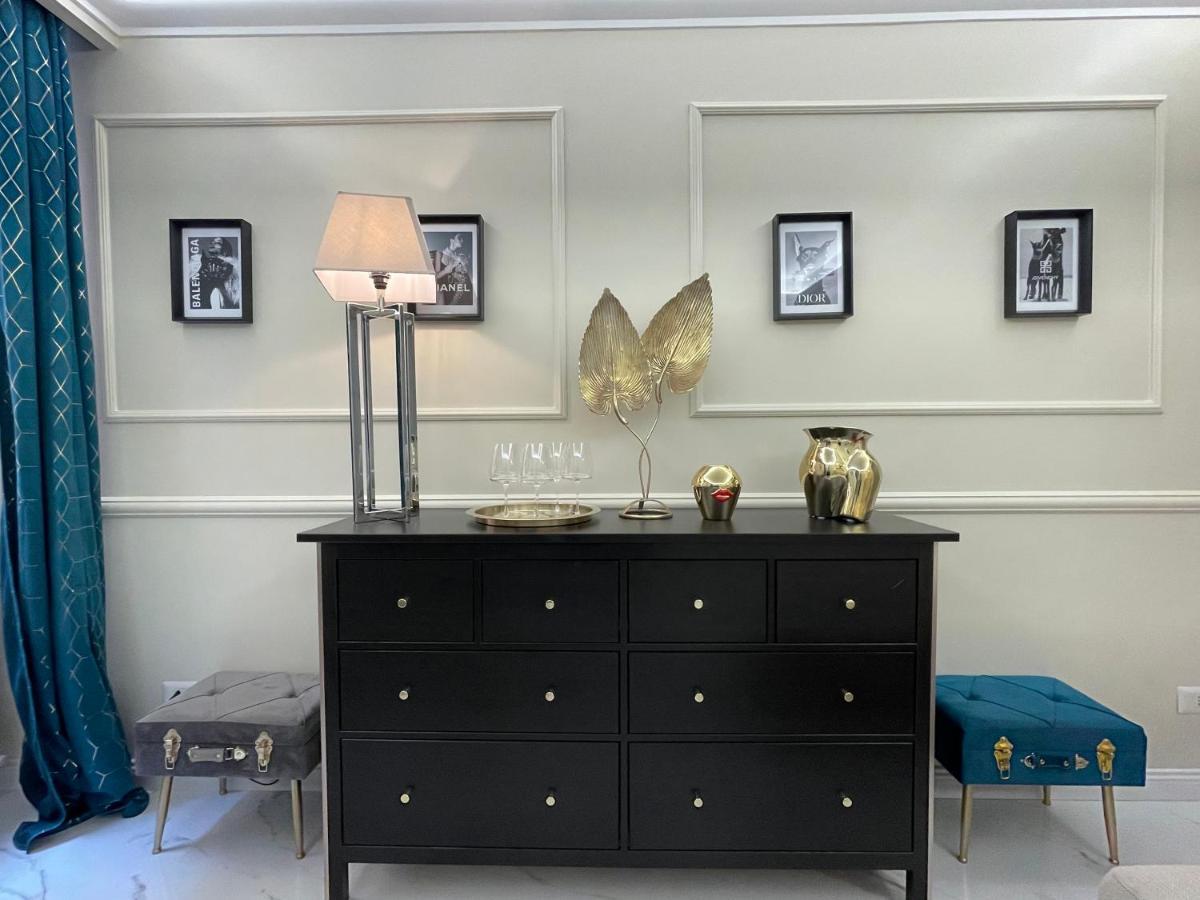 Spanish Steps Glamour & Sauna Luxury Apartment **** Рим Экстерьер фото