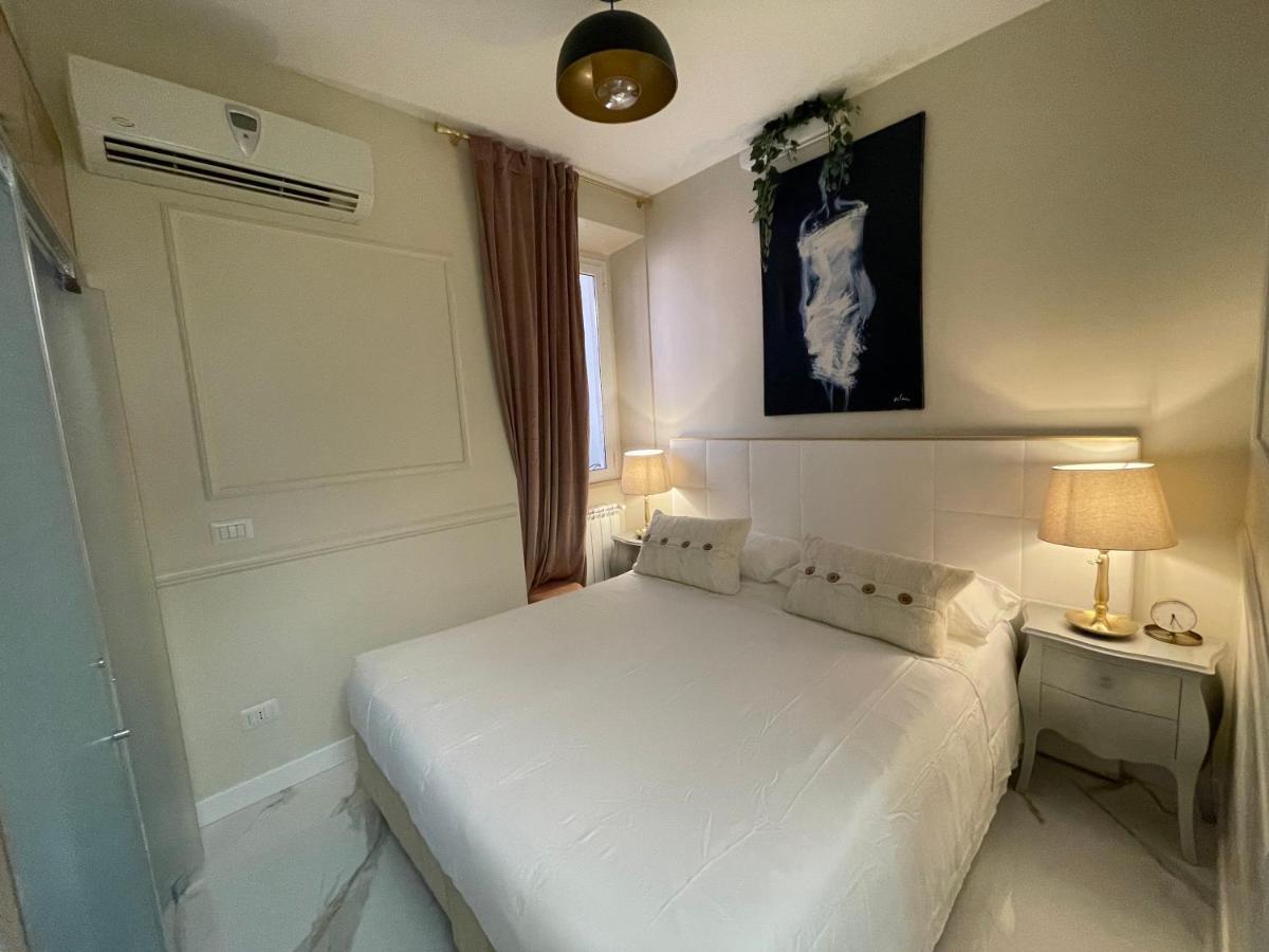 Spanish Steps Glamour & Sauna Luxury Apartment **** Рим Экстерьер фото